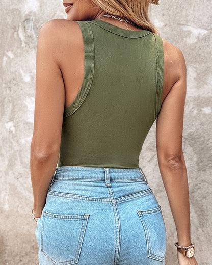 Tanktop mit integriertem BH, Rundhalsausschnitt, gerippt