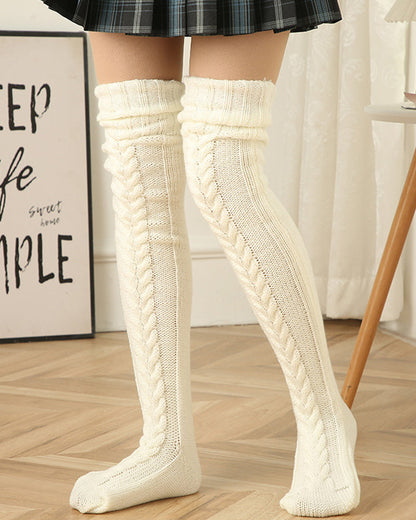 Warme Zopfstrick-Socken
