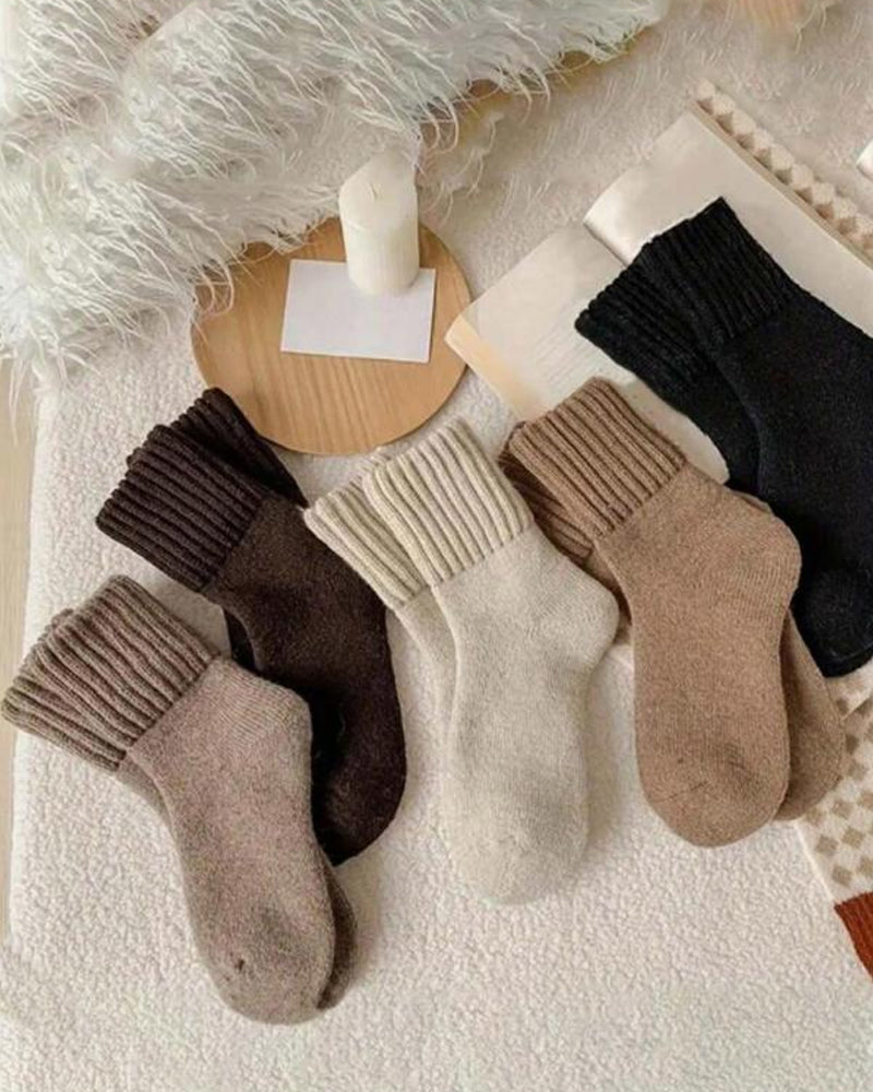 Cozy Ribbed Fleece-Lined Crew Socks
