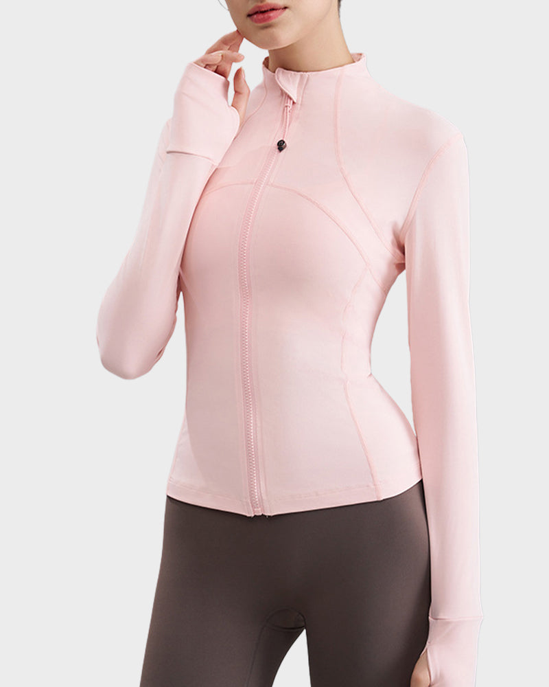 Eng anliegende Sportjacke