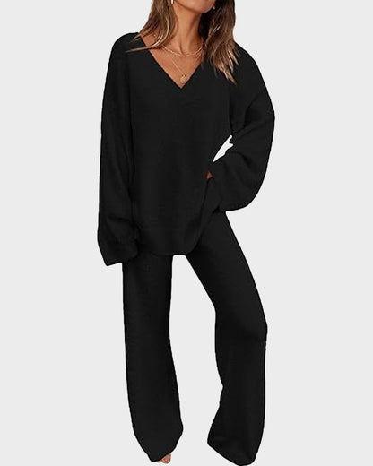 Weiches und kuscheliges Loungewear-Set mit V-Ausschnitt