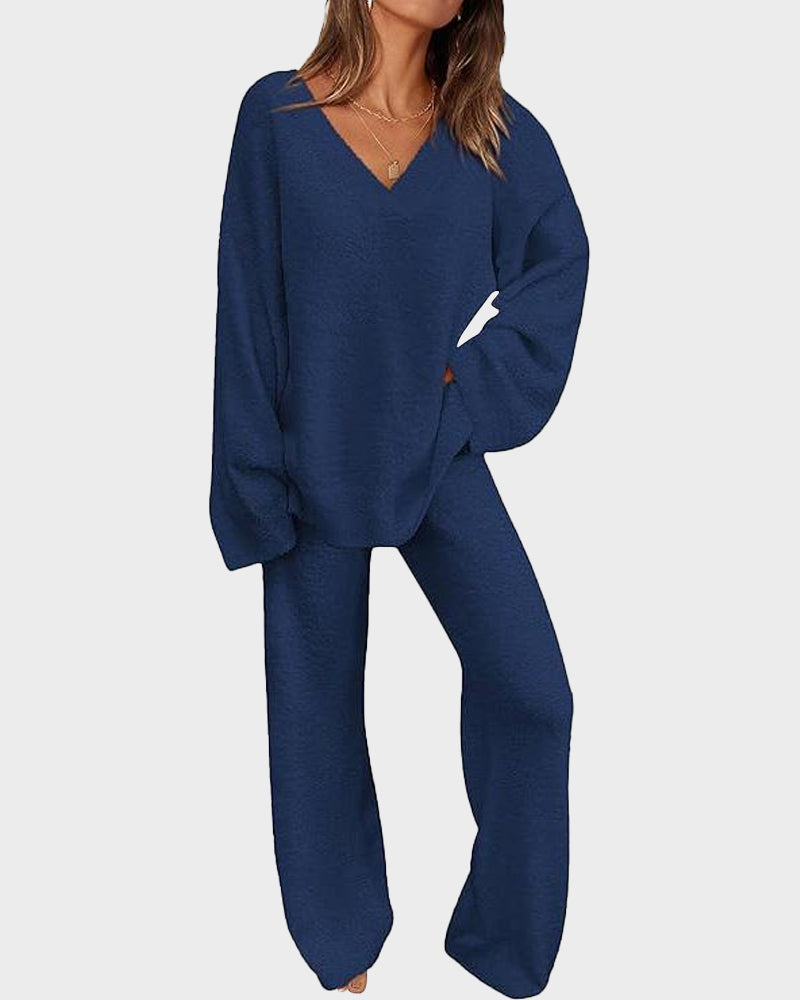 Weiches und kuscheliges Loungewear-Set mit V-Ausschnitt