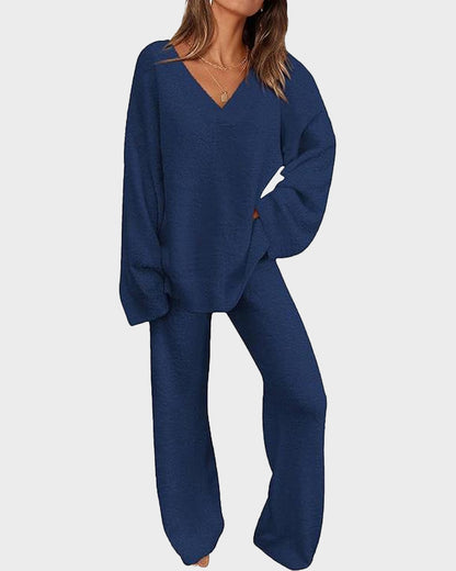 Weiches und kuscheliges Loungewear-Set mit V-Ausschnitt