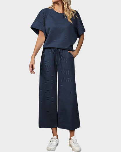 Zweiteiliges Loungewear-Set aus strukturierter Strickware mit Kordelzug