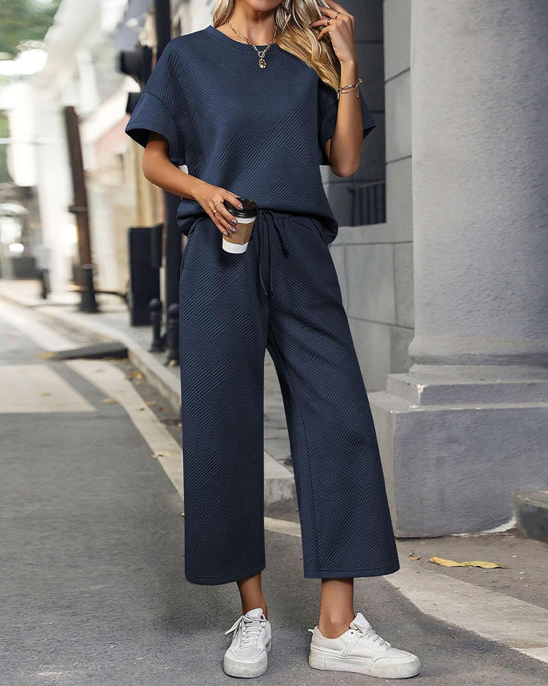 Zweiteiliges Loungewear-Set aus strukturierter Strickware mit Kordelzug